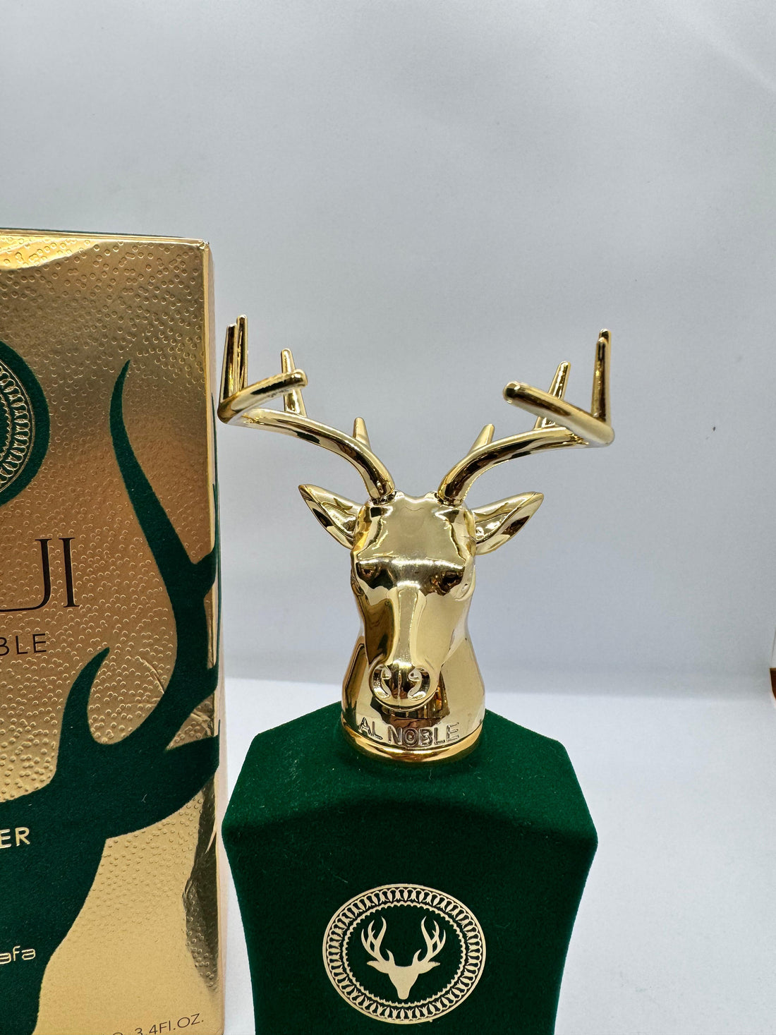 Perfume Al Noble Safeer Lattafa Eau De Parfum 100mL