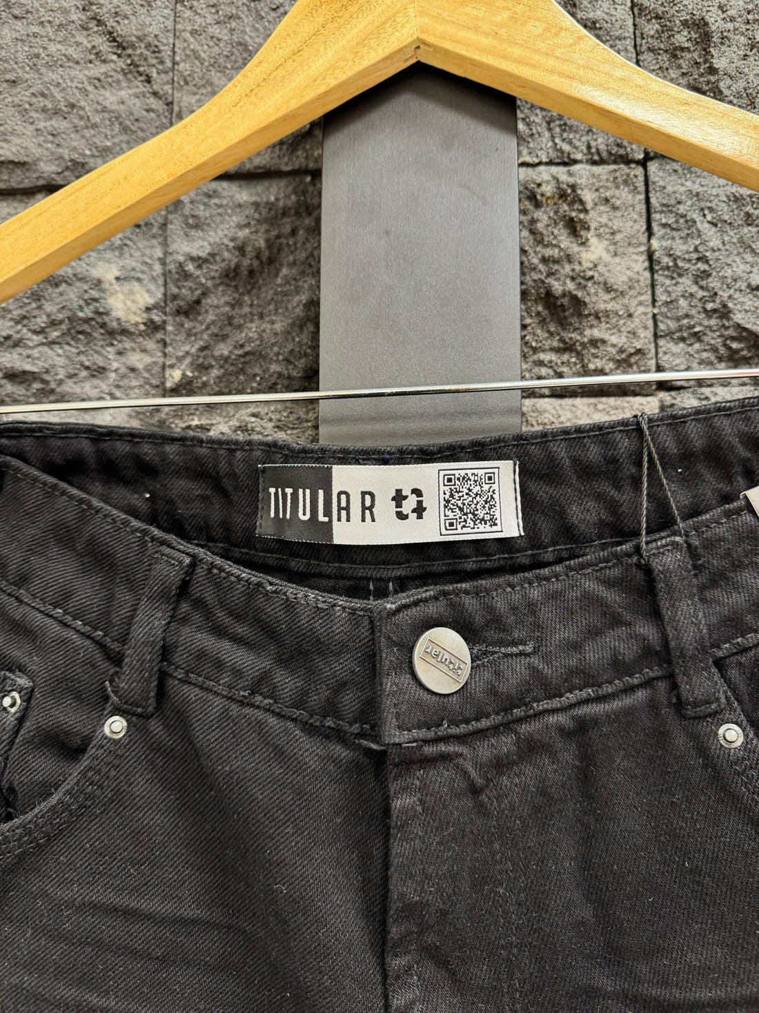 BERMUDA TITULAR JEANS PRETA 8483