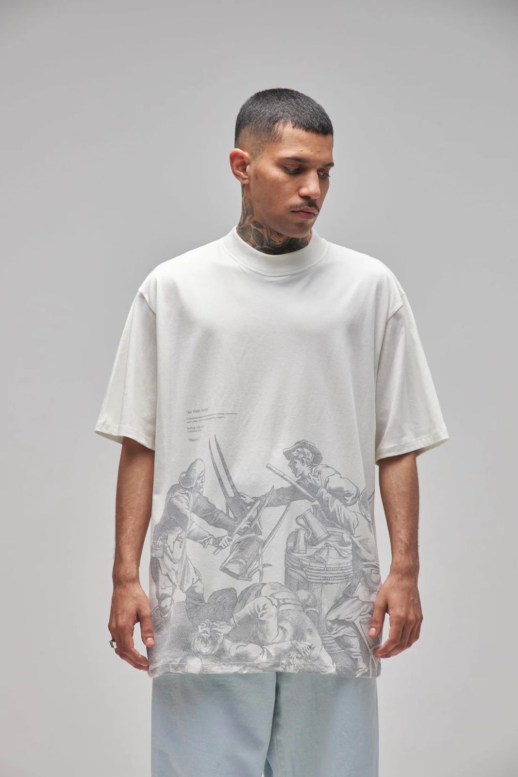 CAMISETA "IN VINO VERITAS" OFF WHITE