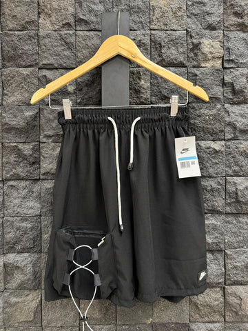 BERMUDA IMPORTADA TNK NIKE