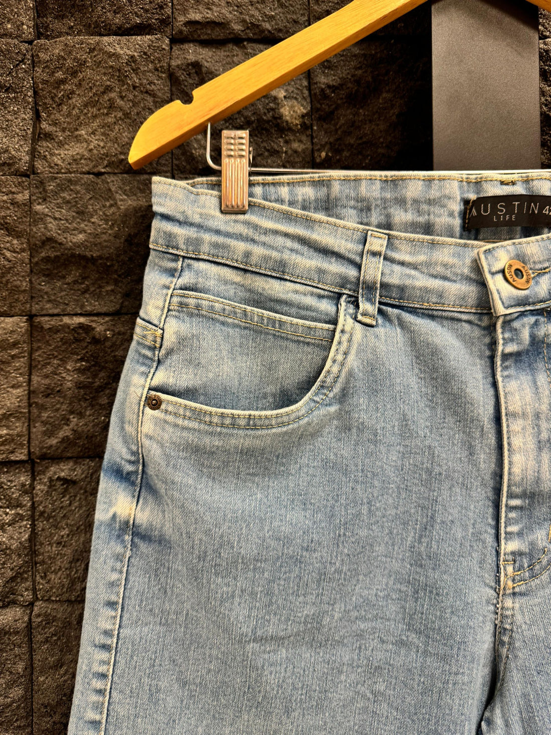 BERMUDA JEANS AUSTIN CLUB