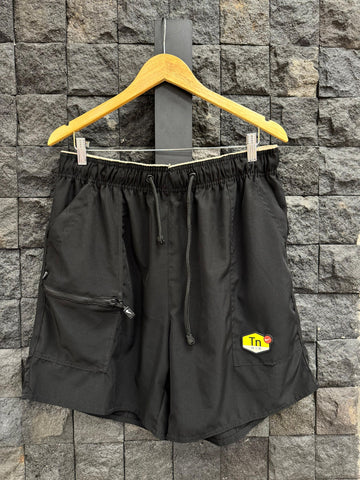 BERMUDA IMPORTADA NIKE TN PRETA