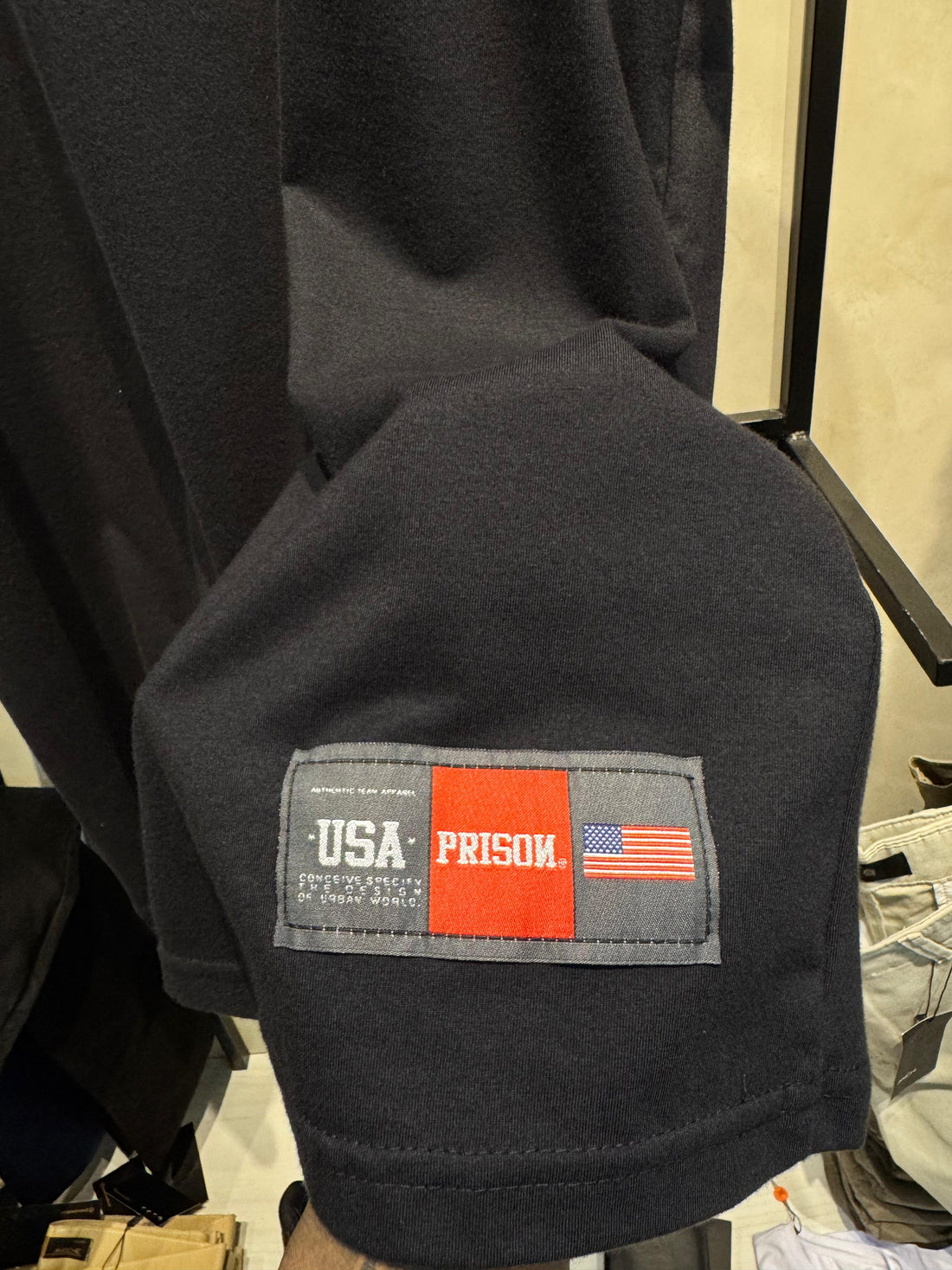 CAMISETA PRISON NYC PRETA