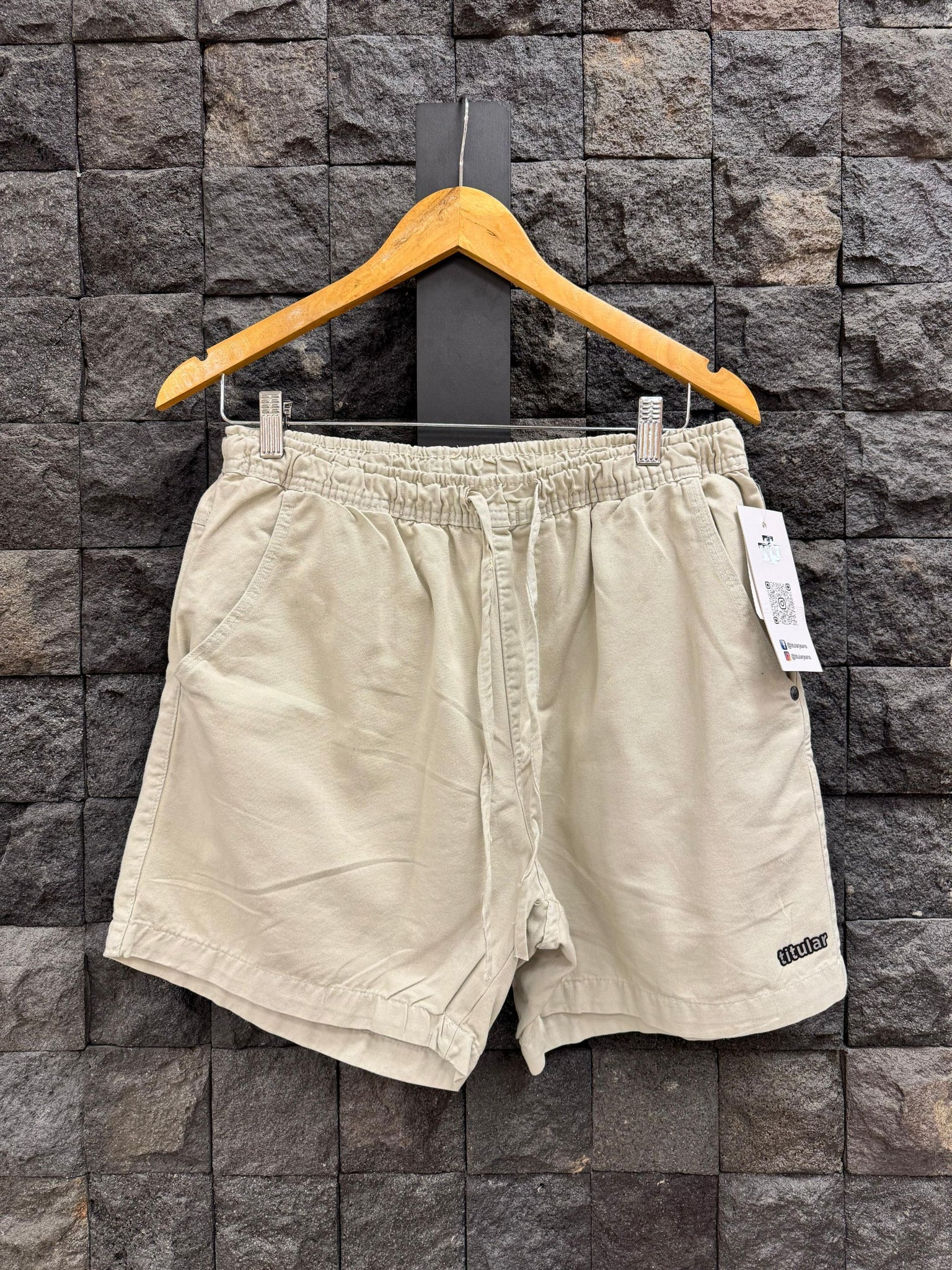 BERMUDA SARJA TITULAR JEANS